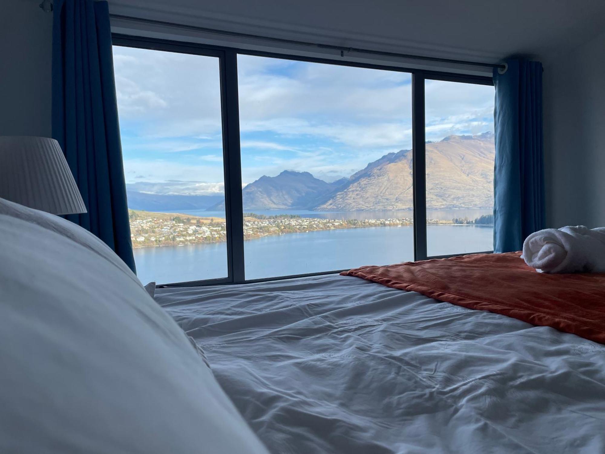 Ming'S Lakeside Goldleaf Suites Queenstown Exterior foto